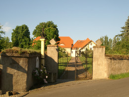 Eingang zum Kloster Sornzig